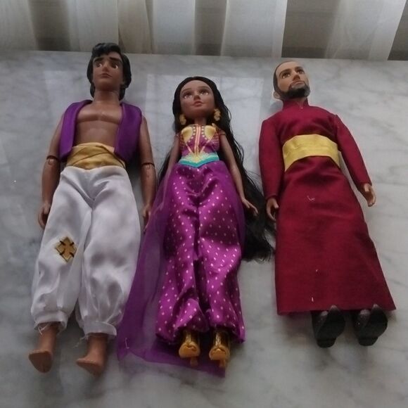 DISNEY lot  - Picture 4 of 4